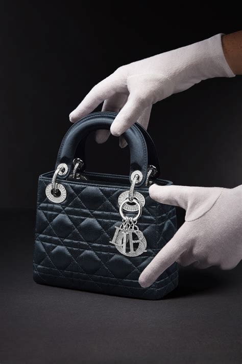 lady dior ダイアナ|Lady Dior .